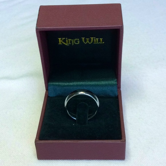 FINAL SALE PRICE Men’s Tungsten Curved Edge Band Ring - Picture 1 of 3